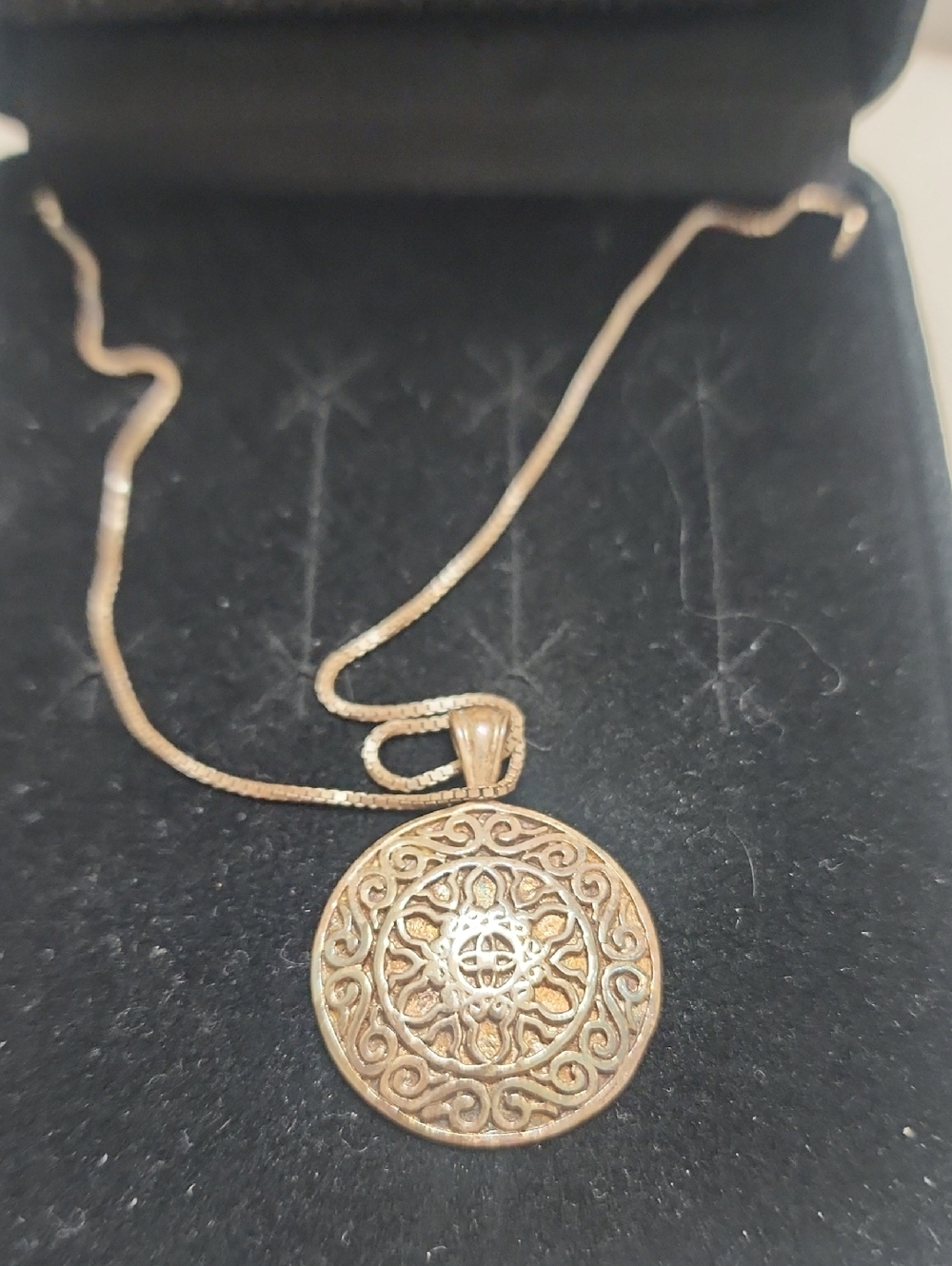 Gold Filigree Mandala Pendant Necklace - Women Jewelry